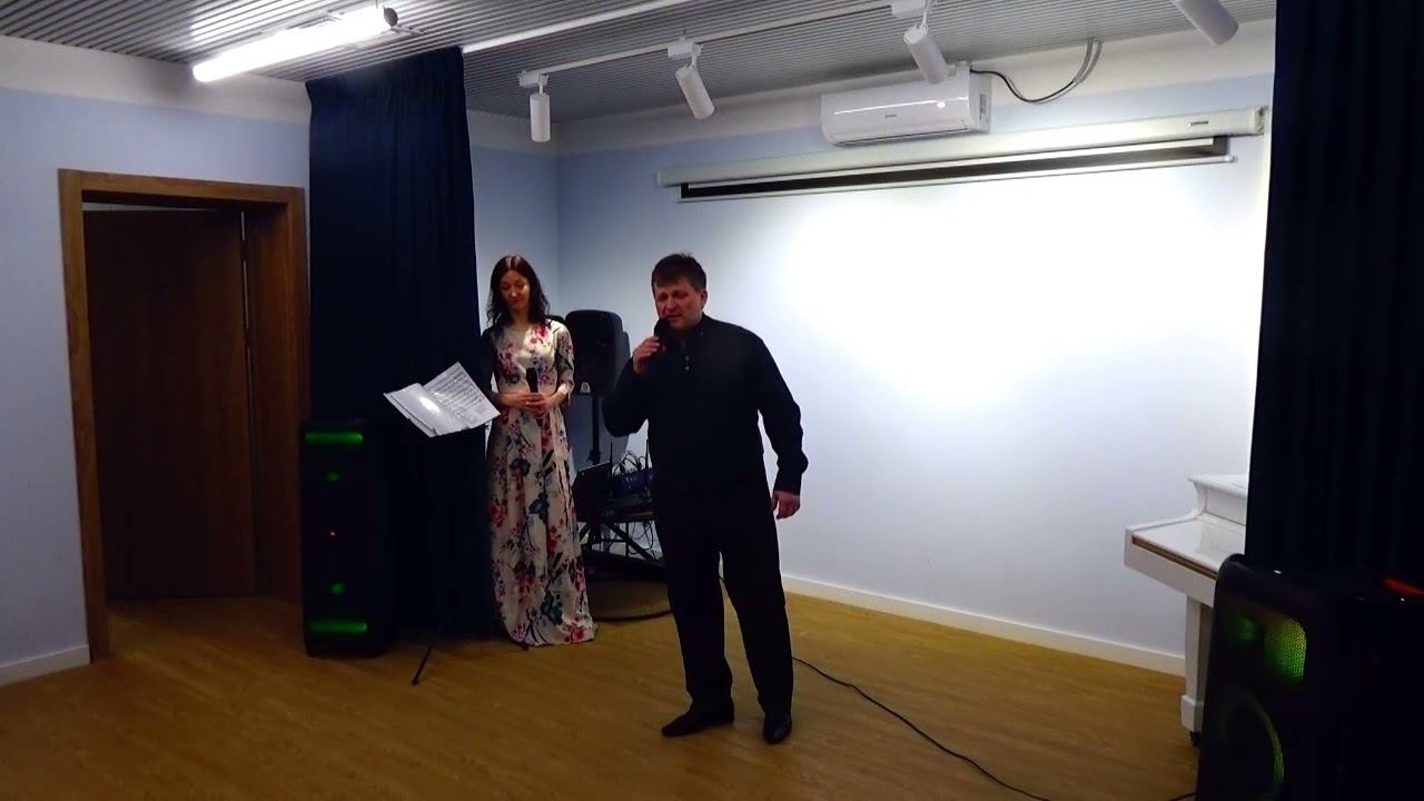 19 Давайте не громко смотреть онлайн