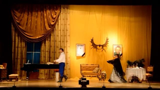 спектакль "Медведь" (театр драмы и комедии "Театральная площадь" г. Ейска) смотреть онлайн