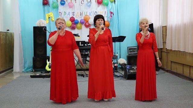 Конь Лось смотреть онлайн