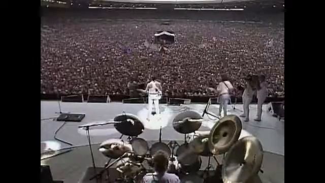 Queen Live At Wembley Stadium London 1985
