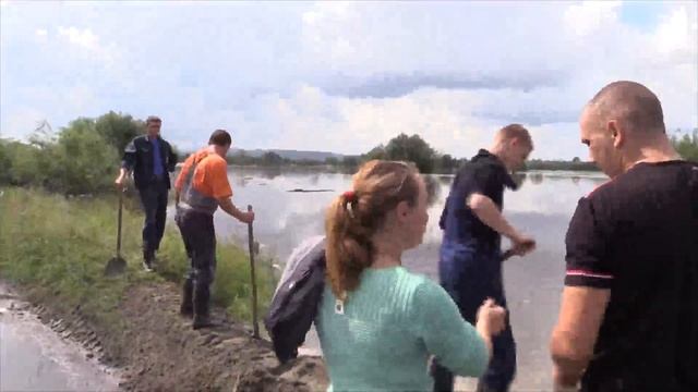Поездка в зону паводка смотреть онлайн