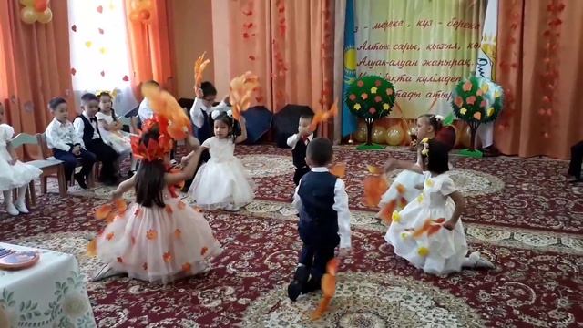 Осенний бал '181.новый садик смотреть онлайн