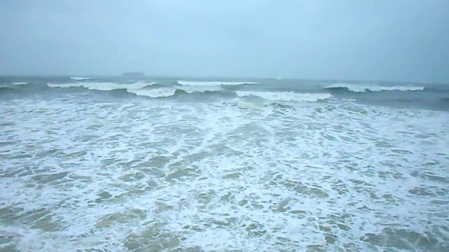 Волнение моря в Батуми) смотреть онлайн