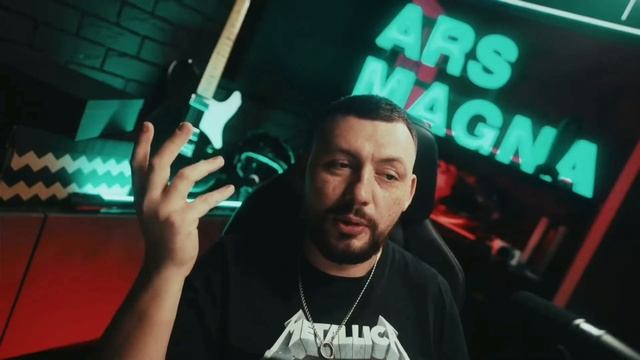 ЕСЛИ ОНА НЕ ПИШЕТ ПЕРВОЙ Самцов смотреть онлайн