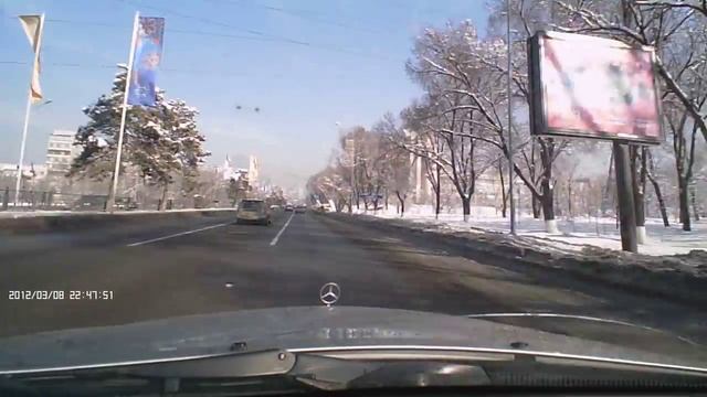 Vehicle Blackbox DVR K6000 днем смотреть онлайн