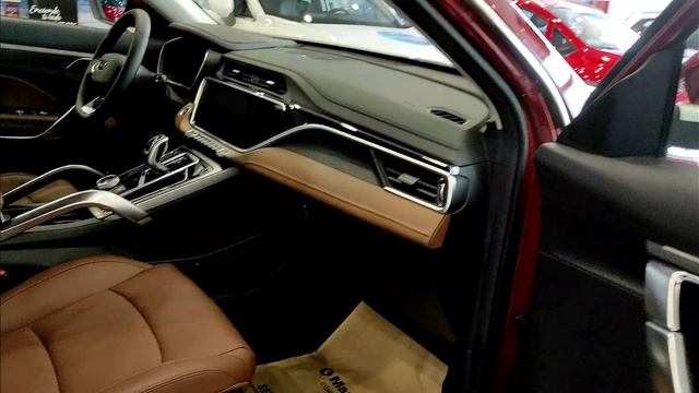 GEELY AZKARRA SIGNATURE 1.5T MHEV 4WD 7DCT 2024 смотреть онлайн