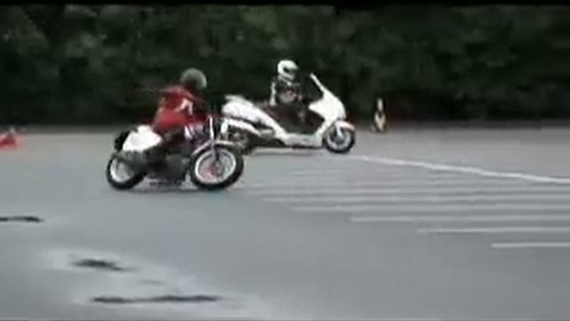 Slalom with HONDA SILVERWING смотреть онлайн