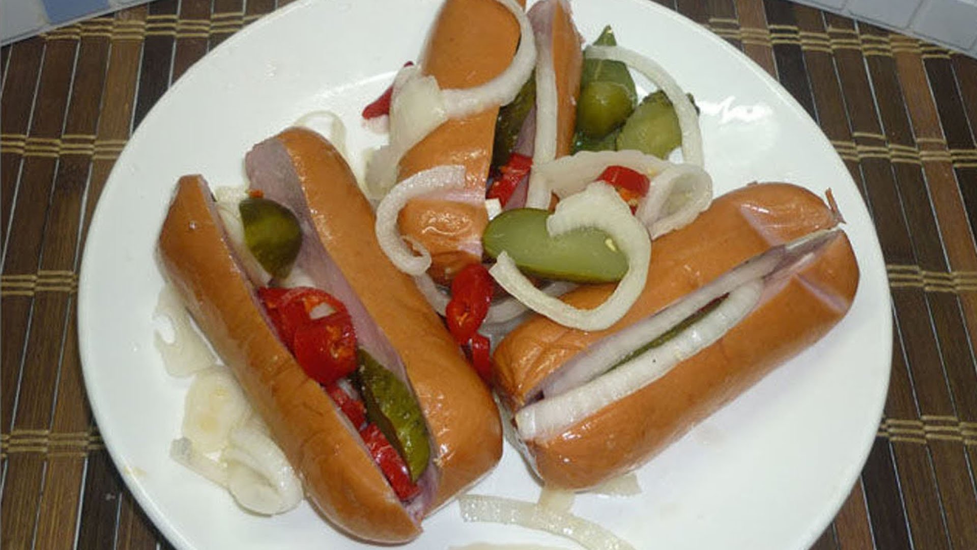 Утопенцы по-чешски. Маринованные шпикачки, острая закуска смотреть онлайн