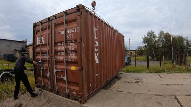 Первый контейнер занял своё место. смотреть онлайн