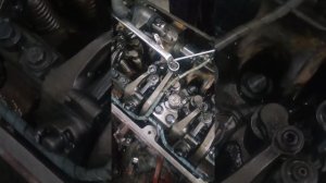 Cummins 15 ISX Установка ГРМ и Регулировка клапанов .