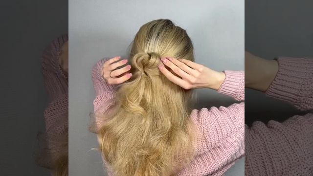 НЕВЕРОЯТНО КРАСИВАЯ ПРИЧЕСКА САМОЙ СЕБЕ! ПРОСТО И БЫСТРО! ?? Amazing half up half down hairstyle смотреть онлайн