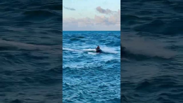 Sunset Jet-ski Ride at the Haulover Inlet in Miami, Florida, USA смотреть онлайн