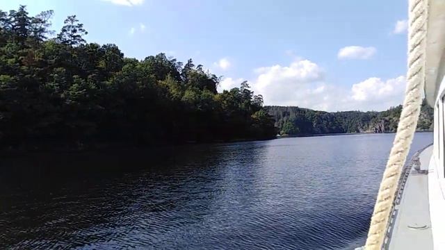 2. От замка Звиков к замку Орлик по Влтаве. Вид на Звиков с воды. смотреть онлайн