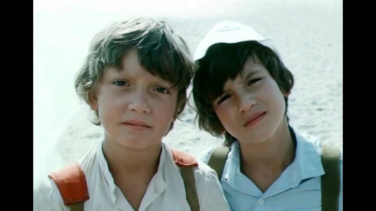 "Петров и Васечкин" - фильм, куда попали по блату смотреть онлайн