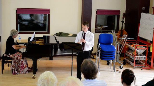 Clarinet Solo: Saint-Saens Sonata Op. 167, II Allegro Animato смотреть онлайн