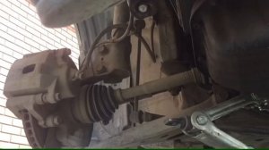 Тойта Раф4-замена натяжителя ремня приводного.