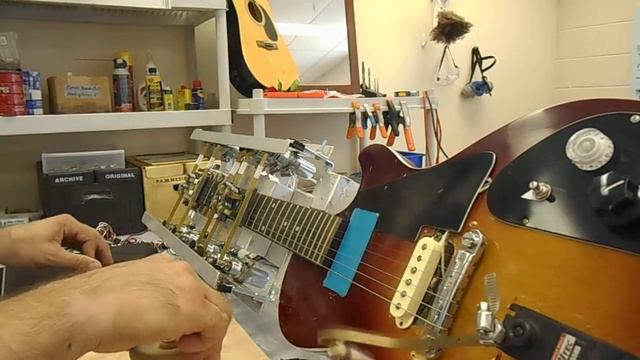 Tesla Guitar Demo смотреть онлайн