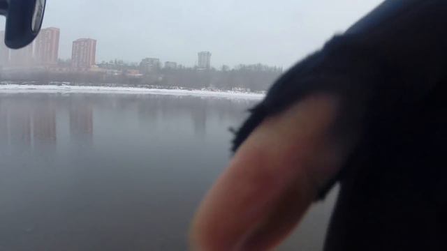 Москва река! Зимний спиннинг, день шнурка!!! смотреть онлайн