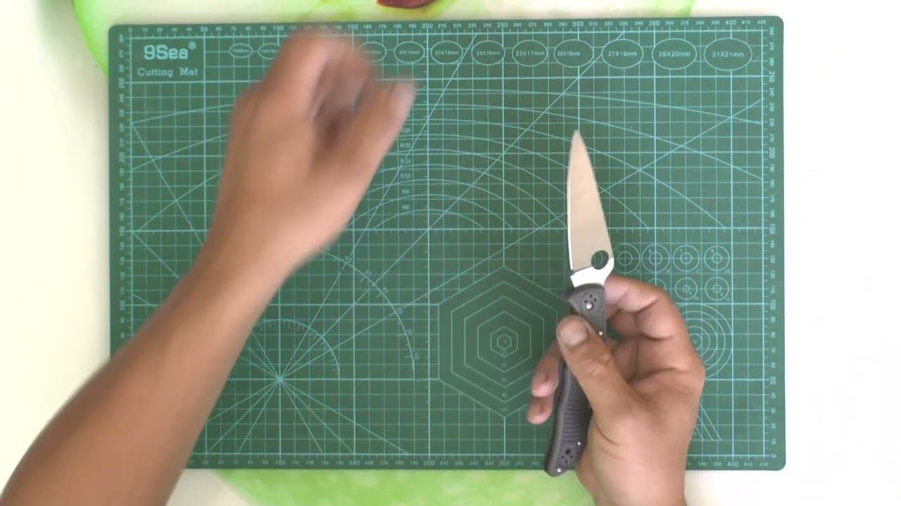 Spyderco Endura 4 с клинком из M390