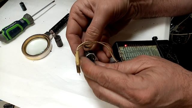 Ремонт телевизора Funai TV-2100A MK8.