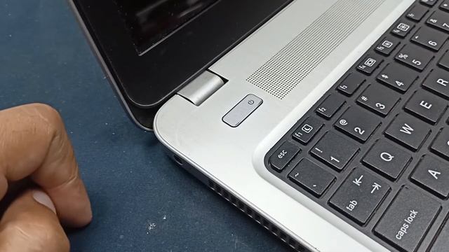 Hp Probook 450 g4 laptop no power || laptop won't turn on simple Trick смотреть онлайн