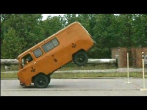 УАЗ-452. Так тормозить может только УАЗ буханка)) 1 часовая версия. Тормозит в пол. Залипательно.