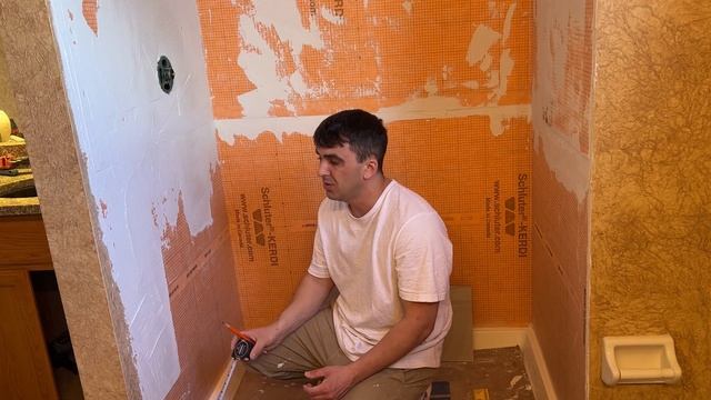 Кафель в американской душевой.Стартуем! смотреть онлайн