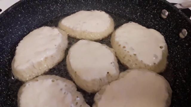 Пышные оладушки (вкусно и быстро) смотреть онлайн