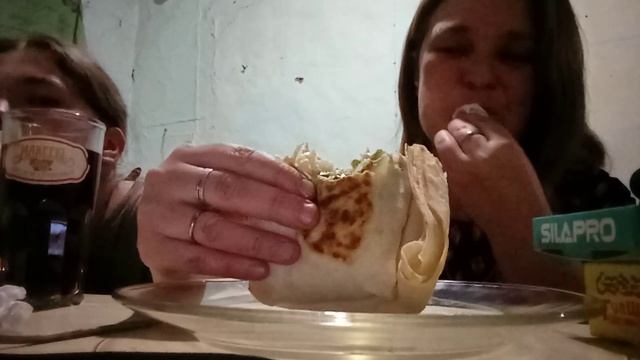 Мукбанг/Шаурма.