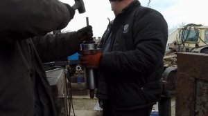 Установка шкворня и гильзы МТЗ 82.1