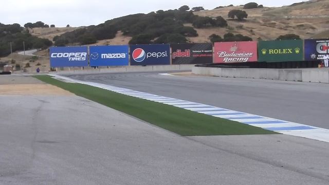 2011 FERRARI FORMULA 1 642 TURN 11 Mazda Raceway Laguna Seca 44 смотреть онлайн