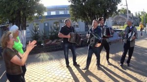 Ансамбль тульских гармонистов едет на фестиваль «Гармоничная Россия» на поезде Москва-Архангельск