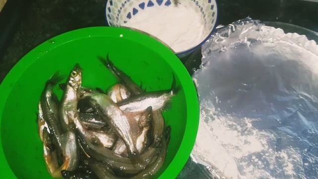 Мойва в духовке, не чем не отличается от жареной?? смотреть онлайн