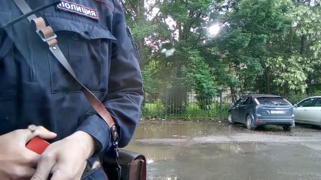 Три ППСника пытались запретить видеосъемку.... смотреть онлайн