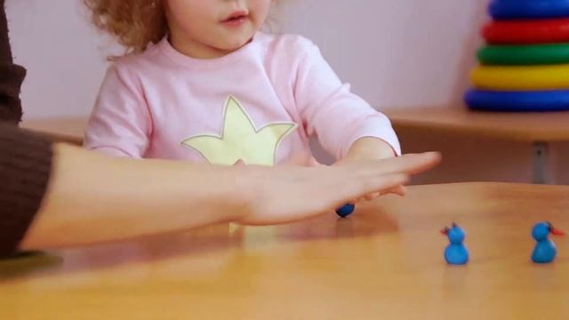 Лепим снеговика. смотреть онлайн