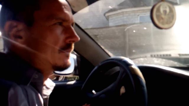 Инвалид без рук с легкостью преодолевает повседневные трудности в своей жизни смотреть онлайн