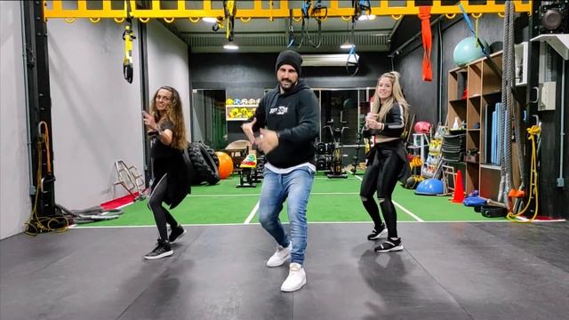 ME PASE - Enrique Iglesias Ft.  Farruko - Zumba - Reggaeton L Coreografia L Cia Art Dance