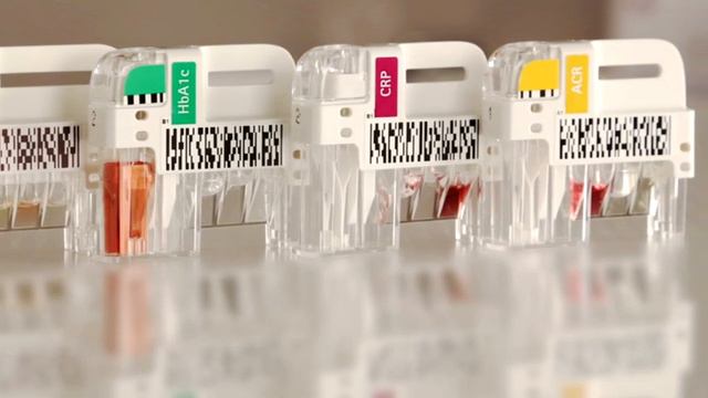 Анализатор гликированного гемоглобина HbA1c Afinion™ AS100 (Alere), Glycated Hemoglobin Analyzer смотреть онлайн