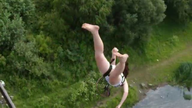 Роупджамп Гомель: Простой прыжок.avi смотреть онлайн