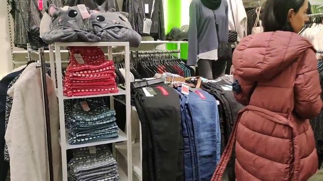 Швейцария ? Прогулялись по магазинам. смотреть онлайн