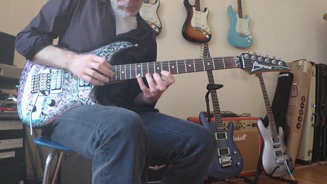 Shredding on my Ibanez Satriani Black Dog смотреть онлайн