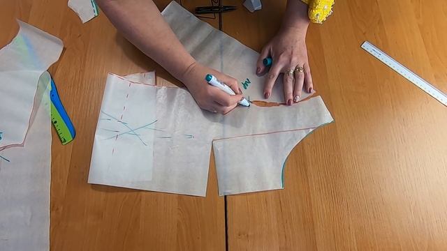 Блуза крестьянка с вышивкой бисером. Моделирование и раскрой смотреть онлайн