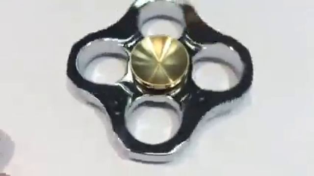 Spinner Спиннер 4-листный клевер на счастье смотреть онлайн