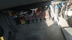 Мерседес Актрос 1841, перестали работать разетки, пропала подсветка в ящиках.