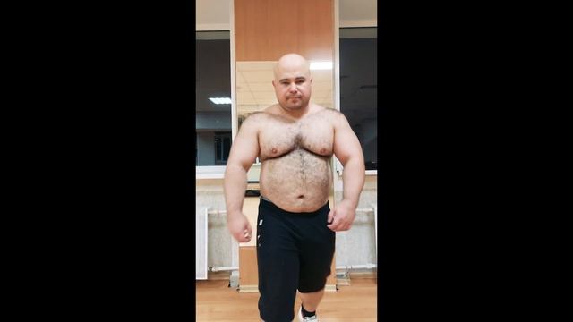 Подтягивание на турнике и отжимания на брусьях. Жим лежа и приседание со штангой работаем на силу! смотреть онлайн