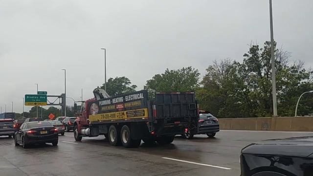 Загрузка в час пик. Staten Island Expressway. New York ?? смотреть онлайн