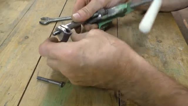 Держатель для ФОТО и ВИДЕОКАМЕРЫ своими руками. Полезная вещь из металлолома. смотреть онлайн