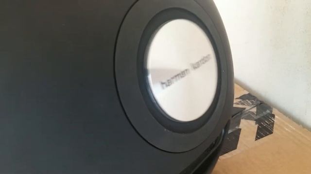 Harman Kardon Onyx Studio Review смотреть онлайн