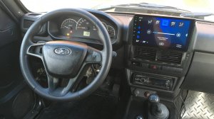 #31 НИВА 1989 Магнитола 2din, рамка с дефлекторами и кнопки на руле.