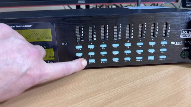 XLine MD-CS8 беспроводная радиосистема для конференций 8-канальная. 8 радиомикрофонов смотреть онлайн